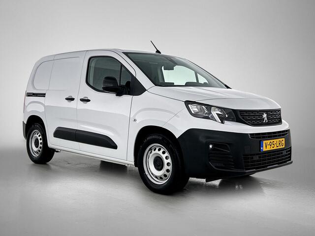 Peugeot PARTNER e-Partner L1 50 kWh 136PK Automaat | NIEUW!! | AUTOMAAT | AppleCarPlay/AndroidAuto | Armsteun | Stoel/Voorruitverwarming | Camera | Climate Control | Cruise Control | Parkeersensoren |