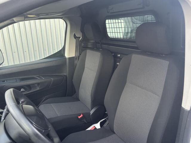 Peugeot PARTNER 1.6 BlueHDI Premium*A/C*CRUISE*NAVI*HAAK*