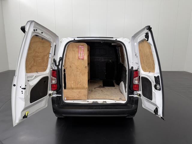 Peugeot PARTNER 1.5 BlueHDI 130PK Asphalt | 3-Persoons | Navigatie | Camera | Airco | Cruise