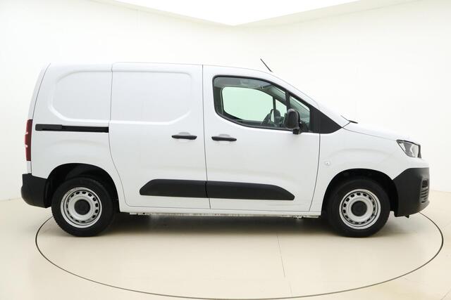 Peugeot PARTNER 1.5 BlueHDi 100 L1 100 PK | Cruise Control | Airco | Achteruitrijcamera | Apple Carplay | DAB Radio | Parkeersensoren Voor & Achter | Regensensor