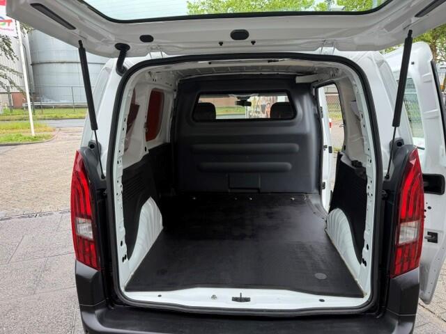 Peugeot PARTNER 1.5 BlueHDI Premium AIRCO I PDC I MULTIMEDIA I 1e EIGENAAR I COMPLETE ONDERHOUDSHISTORIE