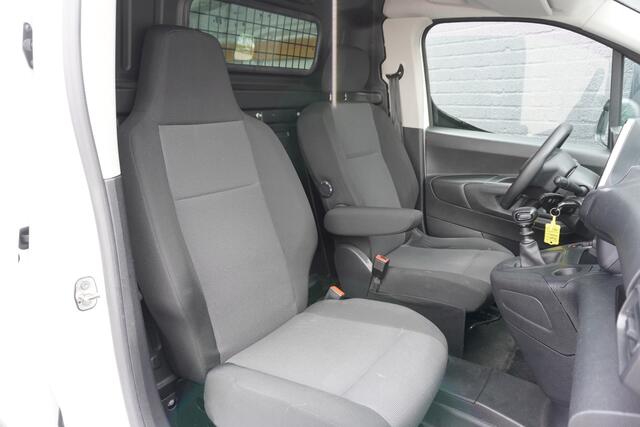 Peugeot PARTNER 1.2 Benzine! EURO 6 - Airco - Navi - Cruise - ¤11.900,- Excl.