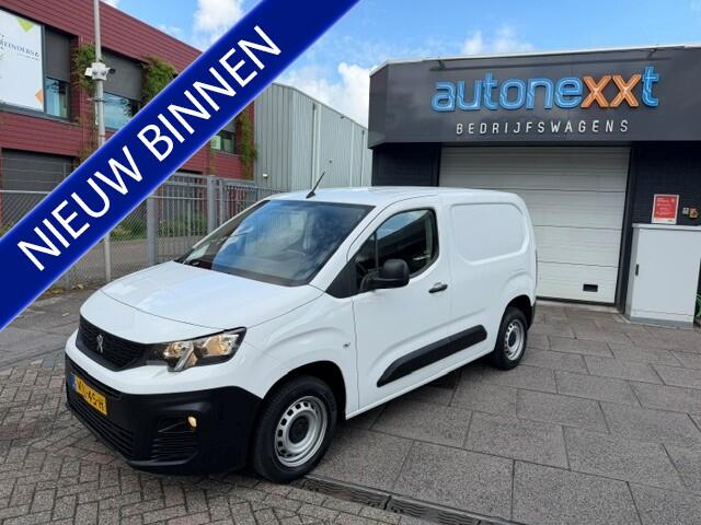 Peugeot PARTNER 1.2 PureTech Premium AIRCO I NAVI I PDC I APPLE CARPLAY I ANDROID AUTO I 1e EIGENAAQR I COMPLETE ONDERHOUDSHISTORIE