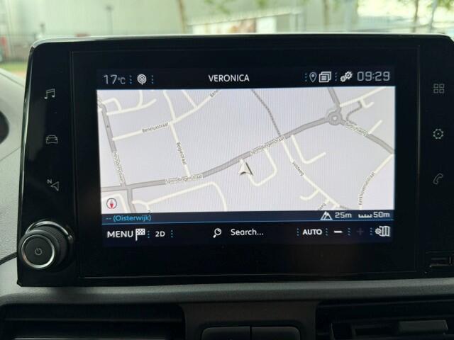 Peugeot PARTNER 1.2 PureTech Premium AIRCO I NAVI I PDC I APPLE CARPLAY I ANDROID AUTO I 1e EIGENAAQR I COMPLETE ONDERHOUDSHISTORIE
