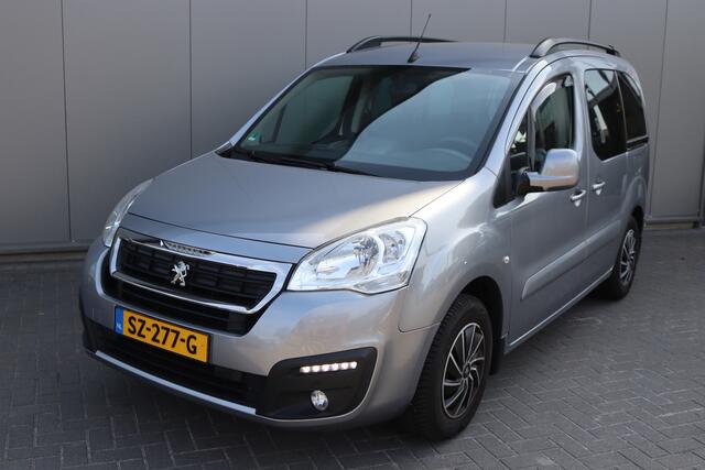 Peugeot PARTNER TEPEE 1.2 PureT. Allure Trekhaak/Navigatie/Camera/Parkeerhulp