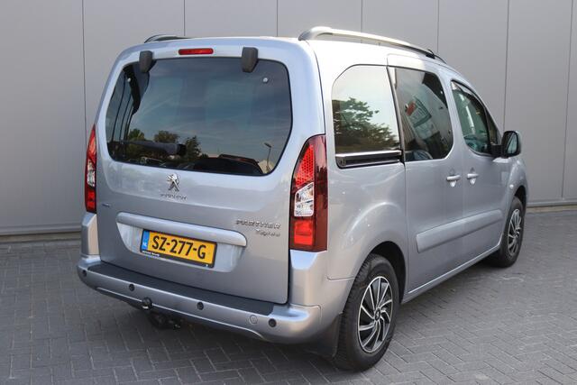 Peugeot PARTNER TEPEE 1.2 PureT. Allure Trekhaak/Navigatie/Camera/Parkeerhulp