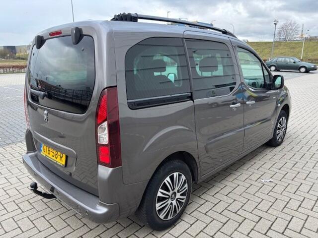 Peugeot PARTNER TEPEE 1.2 PureTech Allure
