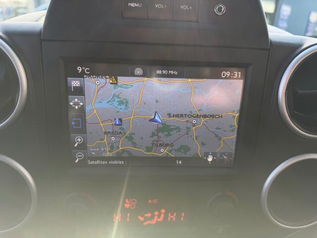 Peugeot PARTNER TEPEE 1.2 OUTDOOR NAVI PANO AIRCO/ECC PDC