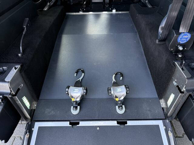 Peugeot Rifter 2+1 Rolstoelauto 1.2 Puretech Allure (Z.g.a.n. Rifter Automaat 2+1 Rolstoelauto!)