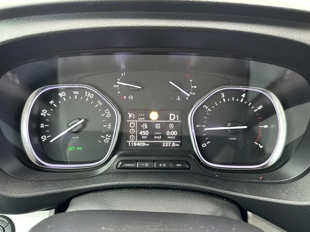 Peugeot Traveller 2.0 BlueHDi 180 Business VIP Standard S&S | UNIEK | Captain chairs | Stoelverwarming | Massage | Automaat