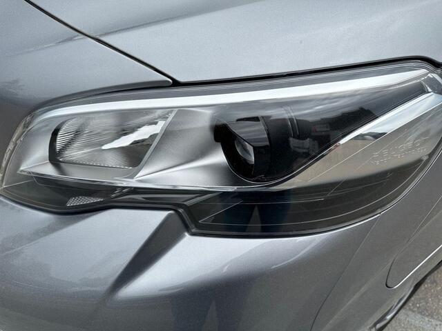 Peugeot Traveller e-Traveller 50 kWh Business VIP 33.0000 EX BTW 8-Zitter Panoramadak Leder Navi Head-Up Camera Massage 17 Inch