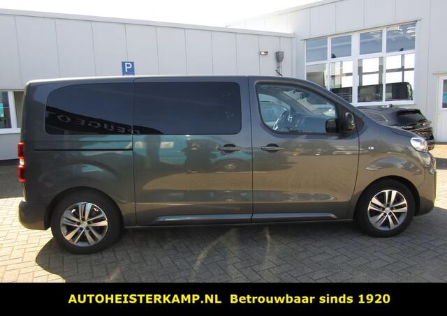 Peugeot Traveller e-Traveller 75 kWh Business VIP L2 37.000 EX BTW 2 EL. Schuifdeuren Panoramadak Leder Massage Navi Camera Stoelverwarming
