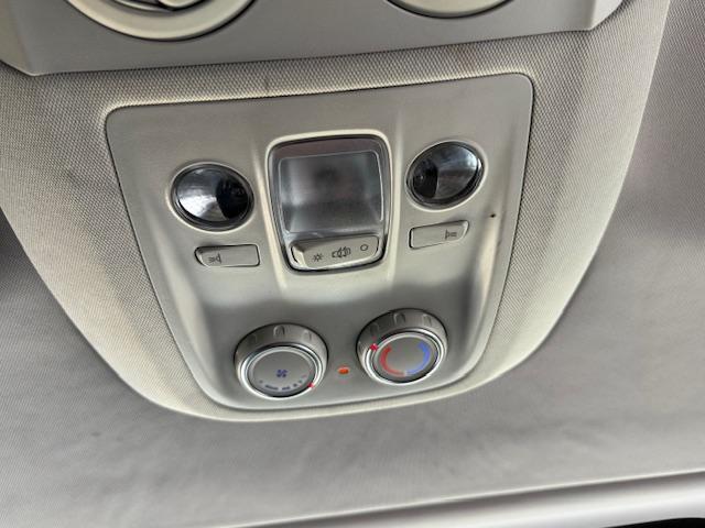 Peugeot Traveller e-Traveller 50 kWh Business 2x schuifdeur camera pdc cruise 9 persoons