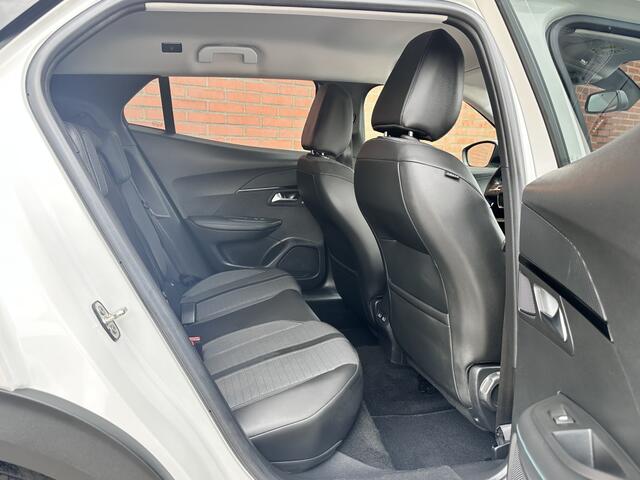 Peugeot e-2008 EV Allure 50 kWh: 100% elektrisch rijden in stijl en comfort!