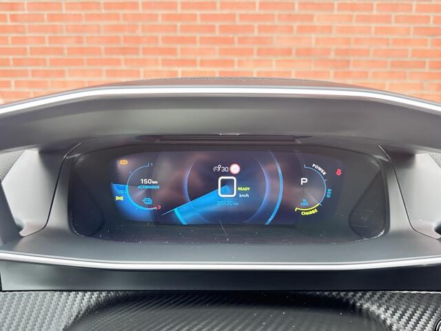 Peugeot e-2008 EV Allure 50 kWh: 100% elektrisch rijden in stijl en comfort!