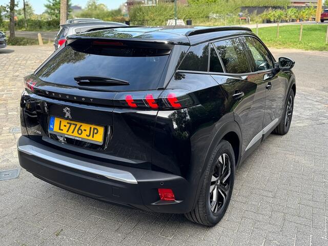 Peugeot e-2008 EV Allure Pack 50 kWh ecc,led,navi,pdc,lmv,1/2leer