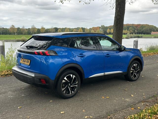 Peugeot e-2008 EV Allure Pack 50 kWh | 32.000 KM | Apple carplay | Climate control