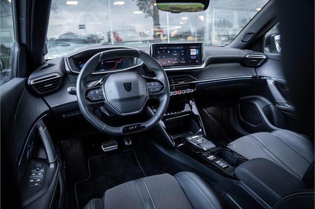 Peugeot e-2008 EV GT 54 kWh ** Camera ** Navigatie ** Rijbereik tot 568km (WLTP)