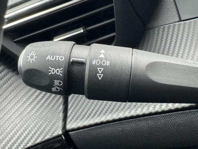 Peugeot e-2008 EV GT Pack 50 kWh Fotos