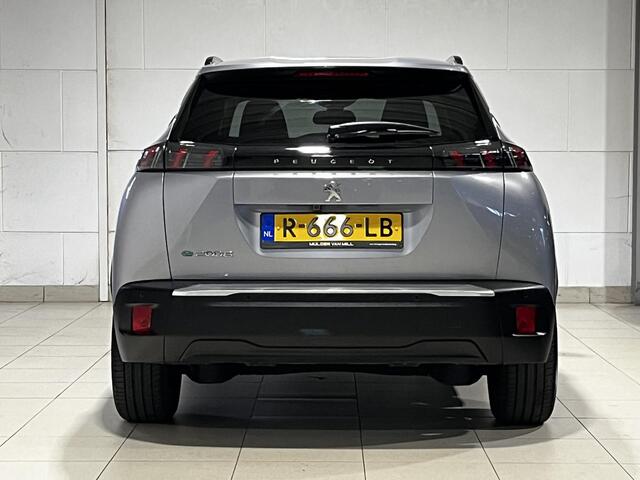 Peugeot e-2008 Allure 50kWh EV 136pk AUTOMAAT | STOELVERW. | NAVI | CAMERA | CLIMA | DAB+ | CRUISE CONTROL | EXTRA GETINTE ACHTERRUITEN