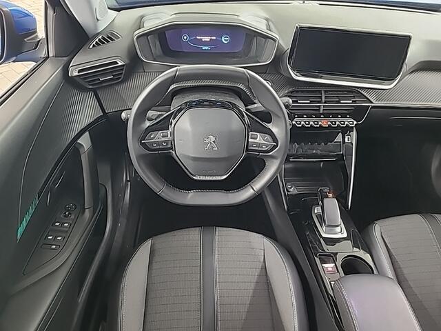 Peugeot e-2008 EV Allure Pack 50 kWh 3-Fase 1e-Eig.& Dealer-Onderh. BOVAG-Garantie. NL-Auto.