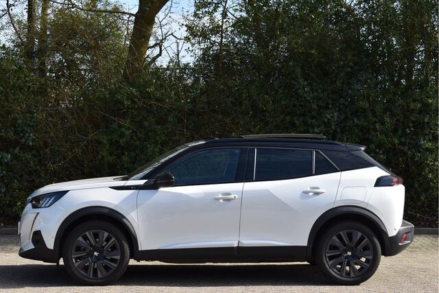 Peugeot e-2008 EV GT Pack 50 kWh 3-FASE VOL, OPEN DAK, CAMERA, DIGITALE TELLERS, CARPLAY, ADAPT.CC, FULL LED, 4SEASONS