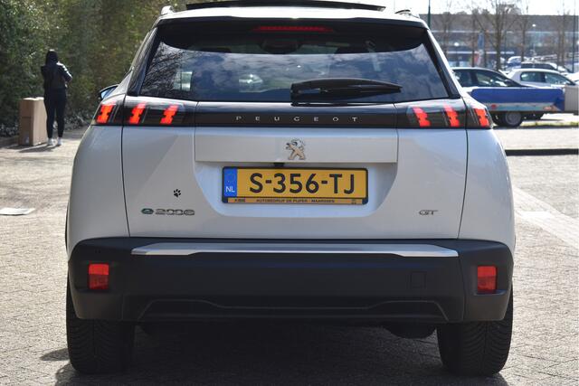 Peugeot e-2008 EV GT Pack 50 kWh 3-FASE VOL, OPEN DAK, CAMERA, DIGITALE TELLERS, CARPLAY, ADAPT.CC, FULL LED, 4SEASONS