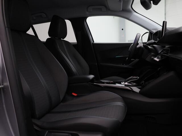 Peugeot e-2008 EV Allure Pack 50 kWh | CAMERA | CARPLAY