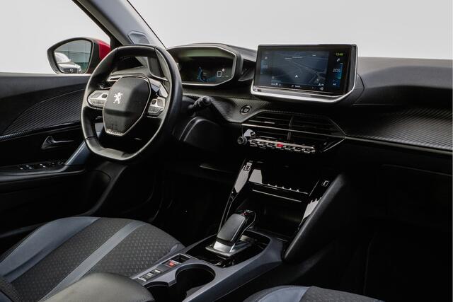 Peugeot e-2008 EV Allure 50 kWh 3-Fase/ Navigatie/ Stoelverwarming/ Camera/ Carplay/ 18" Lmv