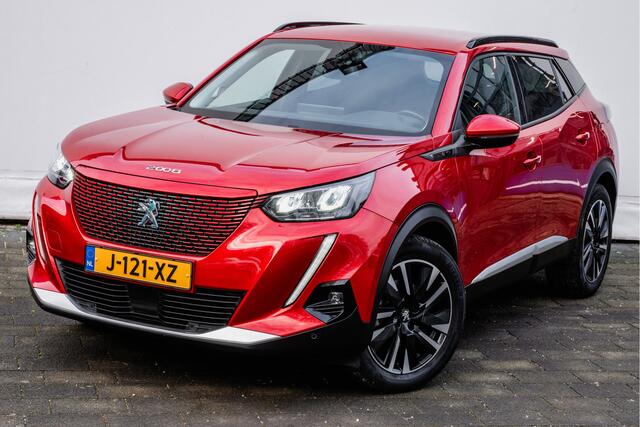 Peugeot e-2008 EV Allure 50 kWh 3-Fase/ Navigatie/ Stoelverwarming/ Camera/ Carplay/ 18" Lmv
