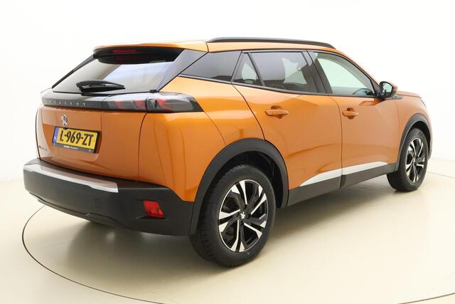 Peugeot e-2008 EV Allure Pack 50 kWh 100% Elektrisch | Camera | Navigatie | Lichtmetalen velgen | Stoelverwarming | Cruise Control | Airco | 3-D Instrumentenpaneel | Dealer onderhouden