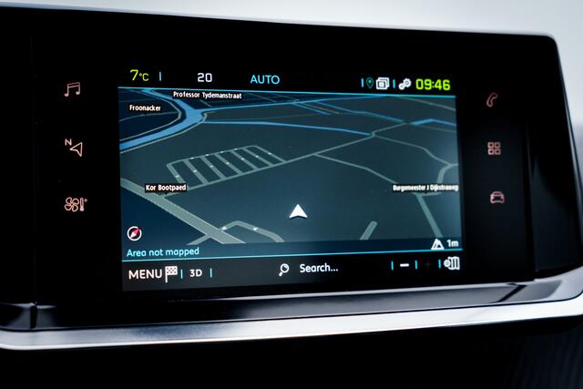 Peugeot e-2008 EV Active Pack 50 kWh | SOH 92% | LED | 16 inch LMV | Climate Control | Carplay