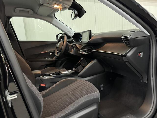Peugeot e-2008 EV Active Pack 50 kWh SOH 92,8% APPLE/ANDROID CAMERA NAVI CLIMA PDC LMV LED