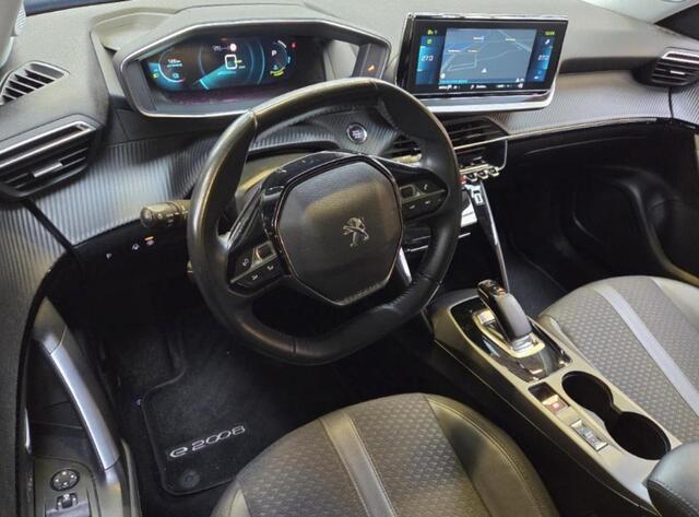 Peugeot e-2008 EV Allure 50 kWh 3-Fase, Camera