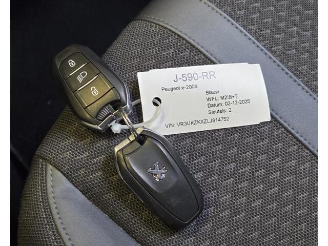 Peugeot e-2008 EV Allure 50 kWh 3-Fase, Camera