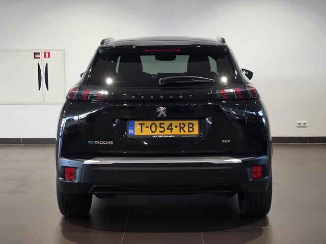 Peugeot e-2008 GT EV 50kWh 136pk AUTOMAAT | SCHUIF/KANTELDAK | STOELVERW. | 18" EVISSA | CLIMA | NAVI | CAMERA |