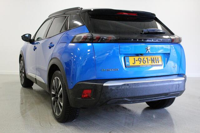 Peugeot e-2008 EV GT 50 kWh | PANO-DAK | CLIMA | 3-FASE | CARPLAY | STOEL-VERW | LMV | CAMERA | NAVI |