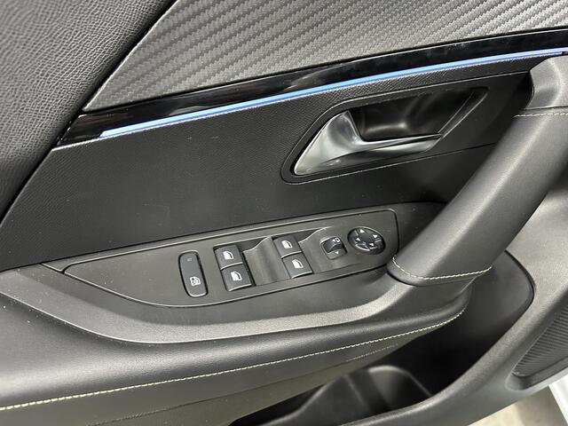 Peugeot e-2008 EV GT Pack 50 kWh | Navi | Camera |