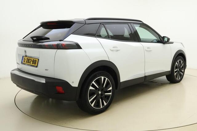 Peugeot e-2008 EV GT Pack 50 kWh Leer/alcantara | stoelverwarming | Navigatie | Camera