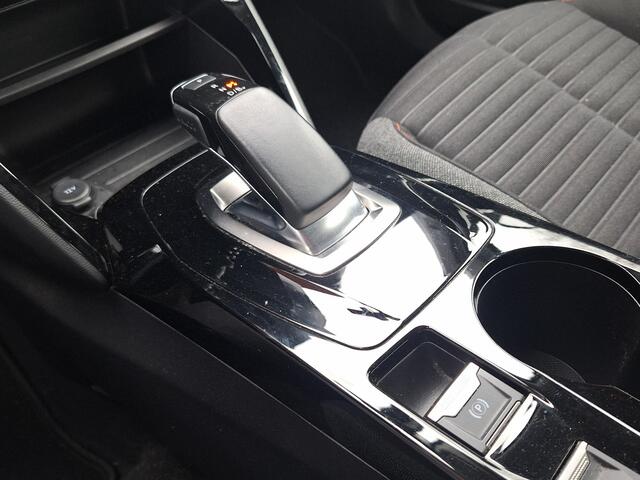 Peugeot e-2008 EV Active Pack 50 kWh | SOH: nnb | Climate | Navi | Cruise Control |