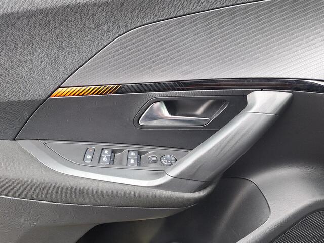 Peugeot e-2008 EV Active Pack 50 kWh | SOH: nnb | Climate | Navi | Cruise Control |