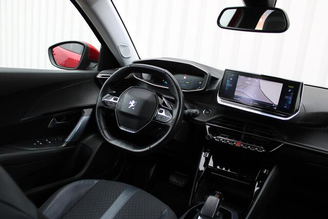 Peugeot e-2008 EV Allure Première 50 kWh | Incl. 12 maanden garantie | Cruise control | Climate control | Apple carplay/Android auto | DAB radio | Navigatie |