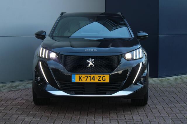 Peugeot e-2008 EV GT Pack 50 kWh ADAPTIEVE CRUISE CONTROL - VERWARMDE VOORSTOELEN - NAVIGATIE - DEALER ONDERHOUDEN