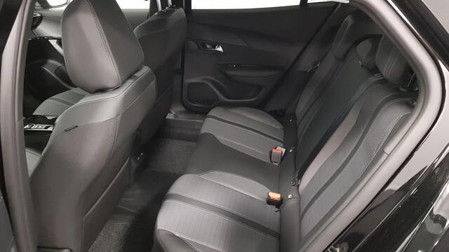 Peugeot e-2008 EV Allure Pack 50 kWh | Navigatie | Climate control | 3D Digitale cockpit | Camera | Lichtmetalen Velgen