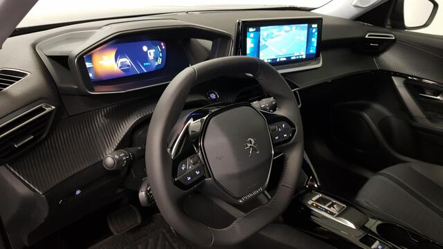 Peugeot e-2008 EV Allure Pack 50 kWh | Navigatie | Climate control | 3D Digitale cockpit | Camera | Lichtmetalen Velgen
