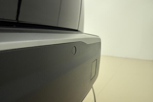 Peugeot e-2008 EV Allure Avantage 54 kWh 100% Elektrisch | Navigatie | Adaptive Cruise control | Camera voor en achter | Climate control | Keyless | Lichtmetalen velgen | Extra getint glas