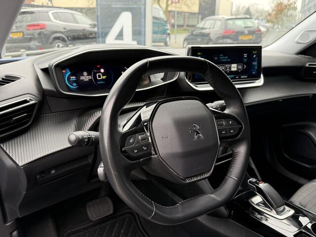 Peugeot e-2008 BWJ 2021 | 136PK EV Allure 50 kWh | CAMERA A | CLIMA | LEDER/STOF | NAVI | CARPLAY |