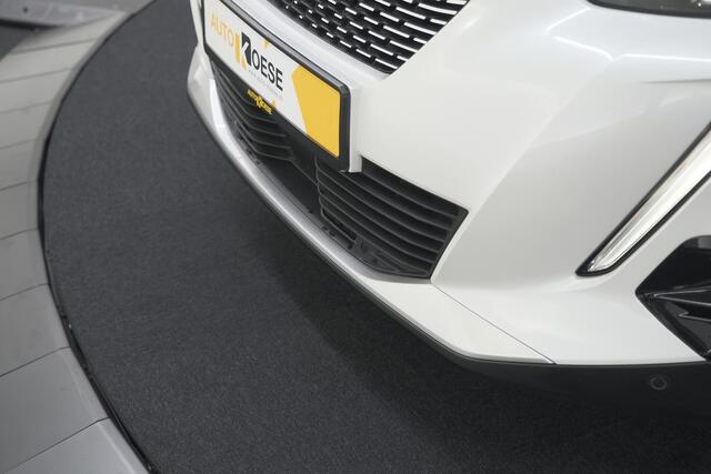 Peugeot e-2008 EV GT 50 kWh | Camera | Alcantara Pakket | Adaptieve Cruise Control | Stoelverwarming | Dodehoekdetectie