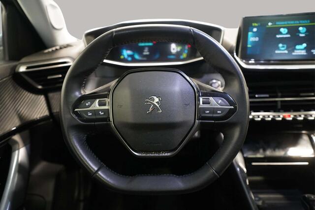 Peugeot e-2008 EV Allure 50 kWh | Panoramadak | Keyless | Camera | Adaptieve Cruise Control | All season banden
