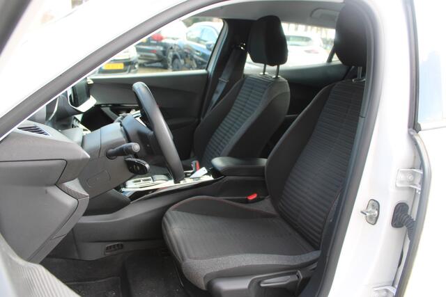 Peugeot e-2008 EV Active 50 kWh SOH 89%